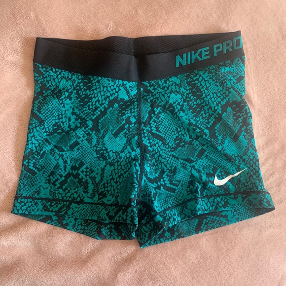 NIKE PRO Shorts in Teal/Black Snake Skin Pattern with White Logo